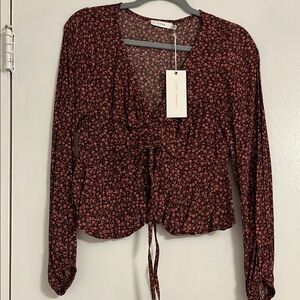 Women’s open front top NWT